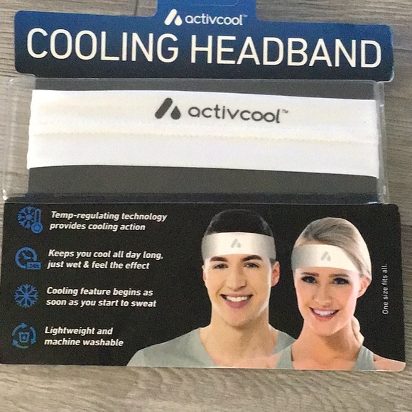Bundle of aqua shoes and cooling headband - Picture 3 of 3